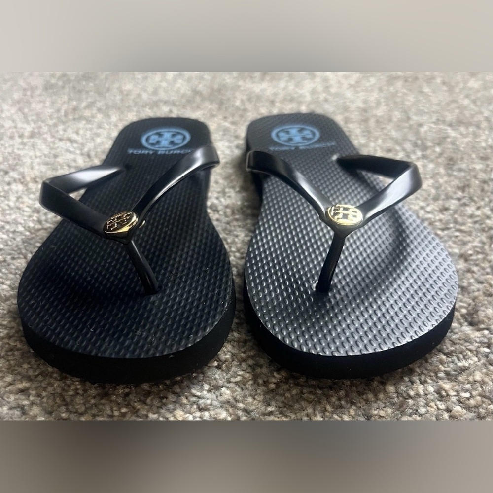 NWOT Tory Burch Black women Flip Flops Size 6,5 - Picture 6 of 6
